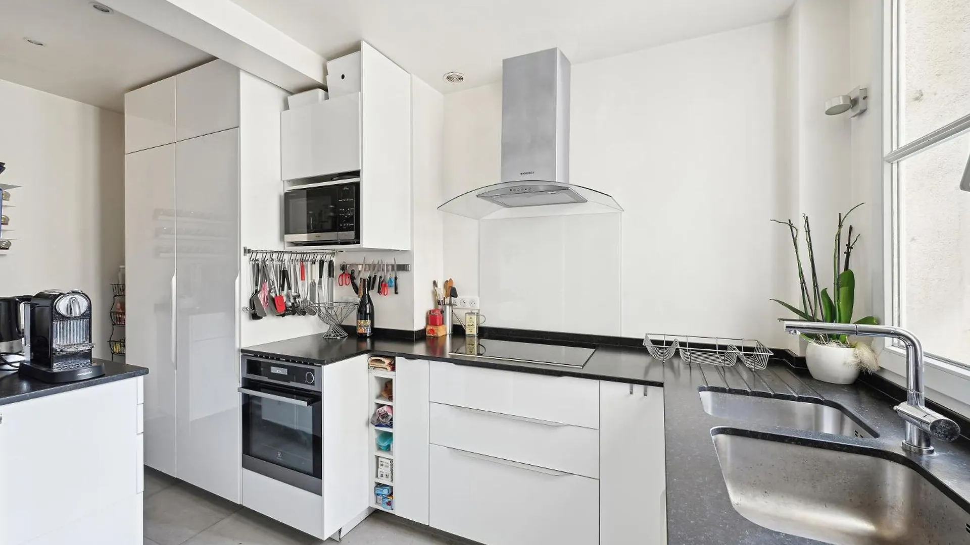 Appartement Veeve - Palatial By The Park à Paris